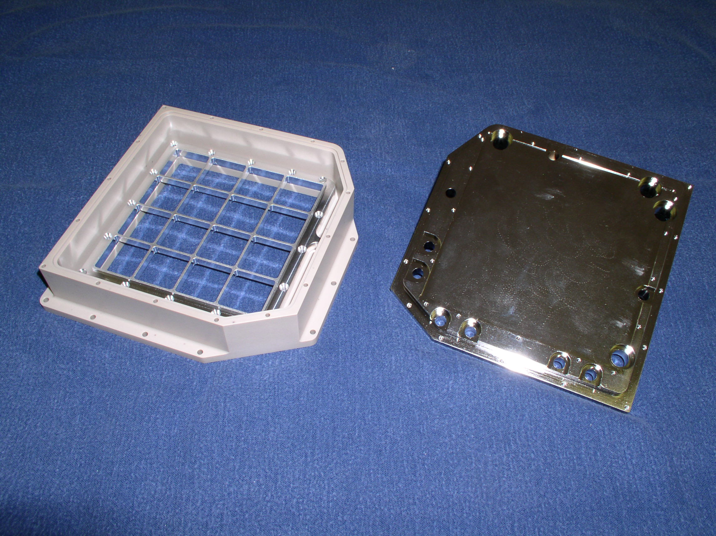 PEEK housing, SST backplate and aluminum grid support